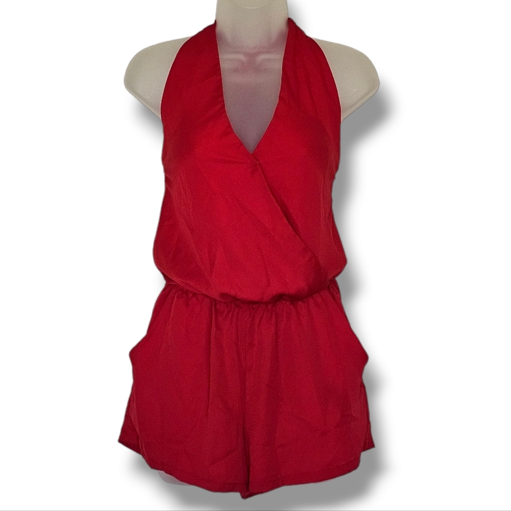 Tychee Halter Top Romper Red Size S Front Pockets Elastic Waist‎ Shorts